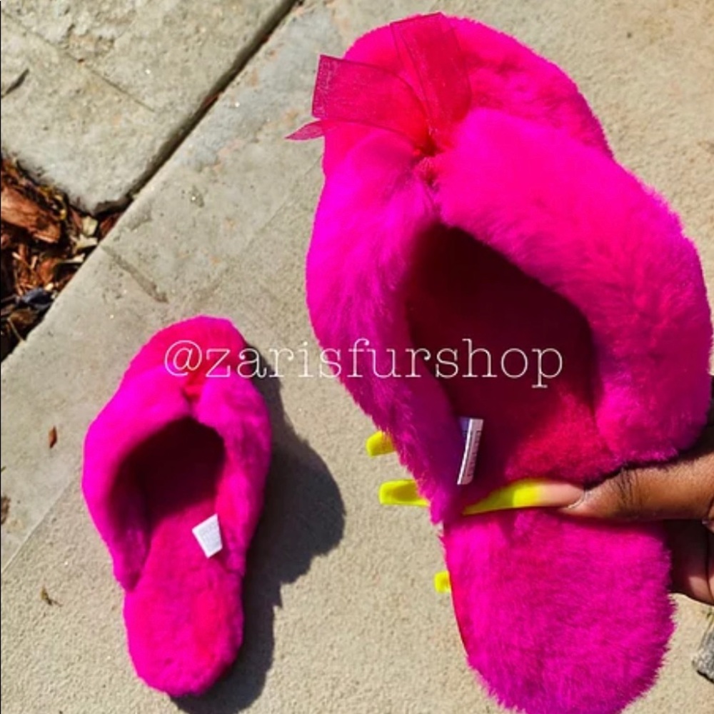 Fur Flip Flops
